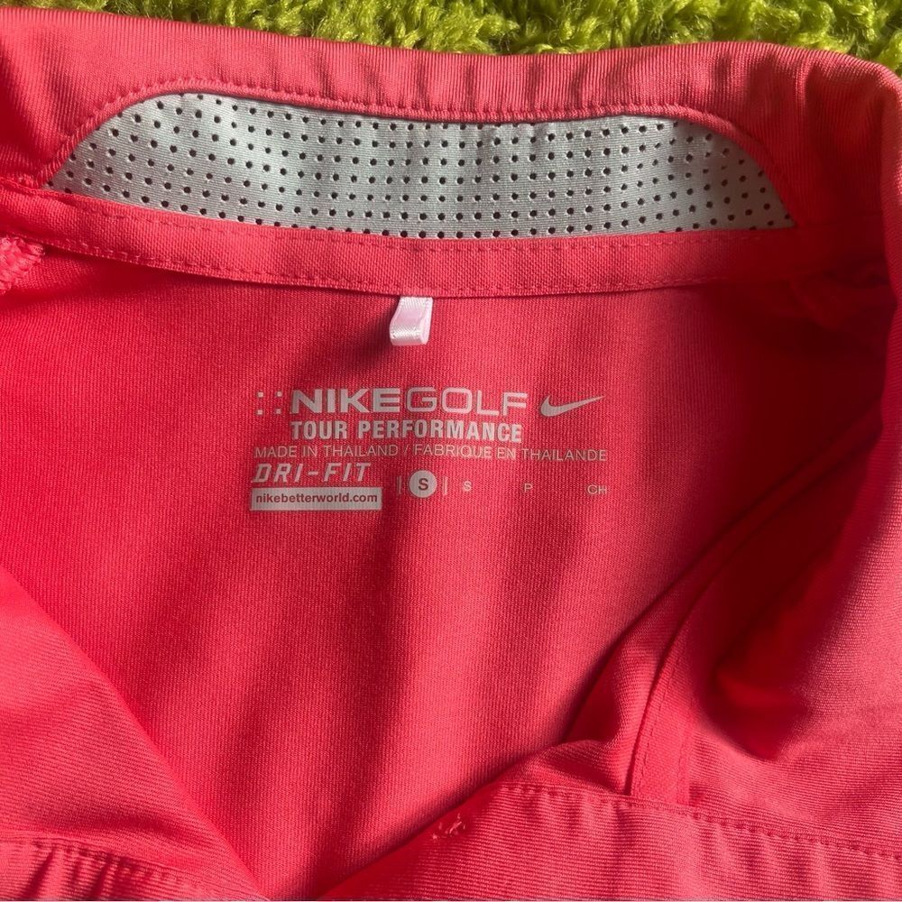 NIKE GOLF SLEEVELESS TANKTOP - Picture 4 of 10